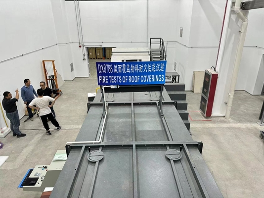 Vật liệu mái nhà Khả năng chống cháy Khả năng thử nghiệm chống cháy Thiết bị thử nghiệm hiệu suất cho pin quang điện