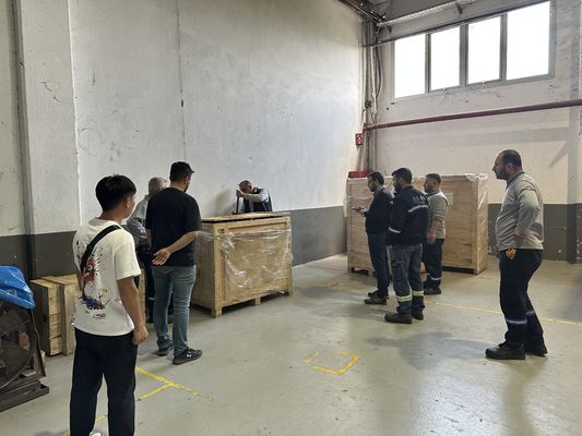 Máy thử nghiệm căng thẳng môi trường cách điện 2Kw Hỗ trợ tùy chỉnh OBM