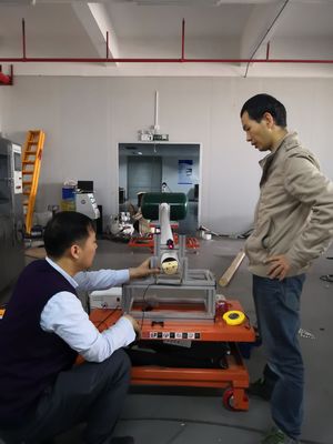 ASTM E1886-2005 Máy kiểm tra va đập để xây dựng bức tường rèm mảnh vỡ do gió